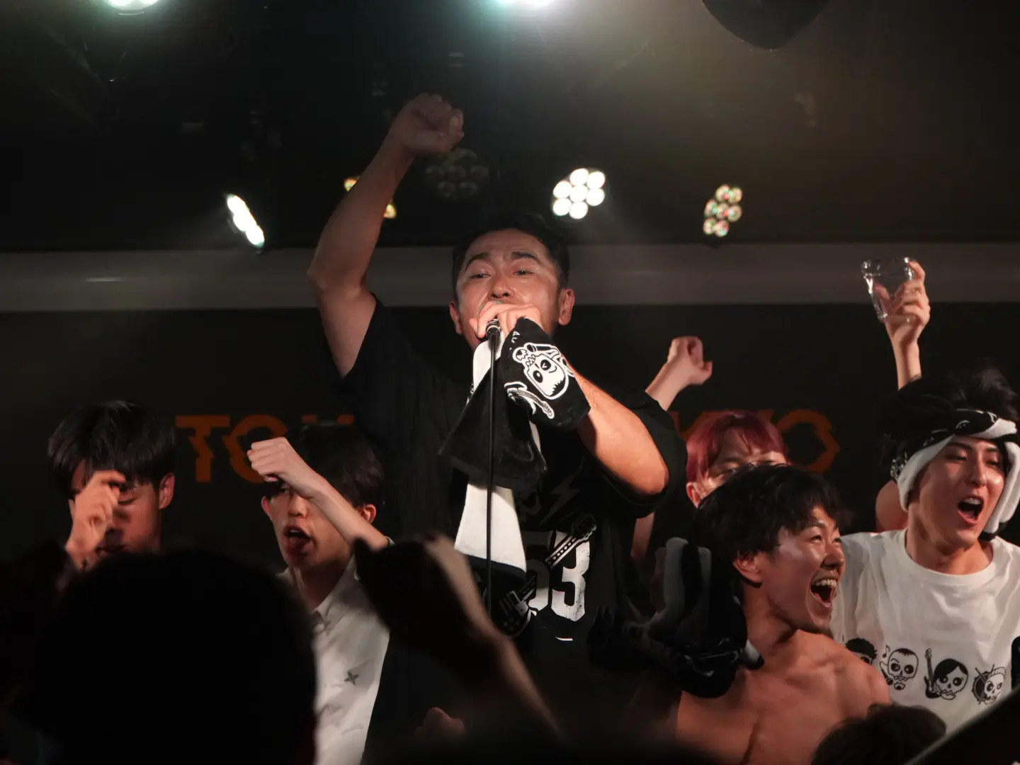 THE53のライブ風景